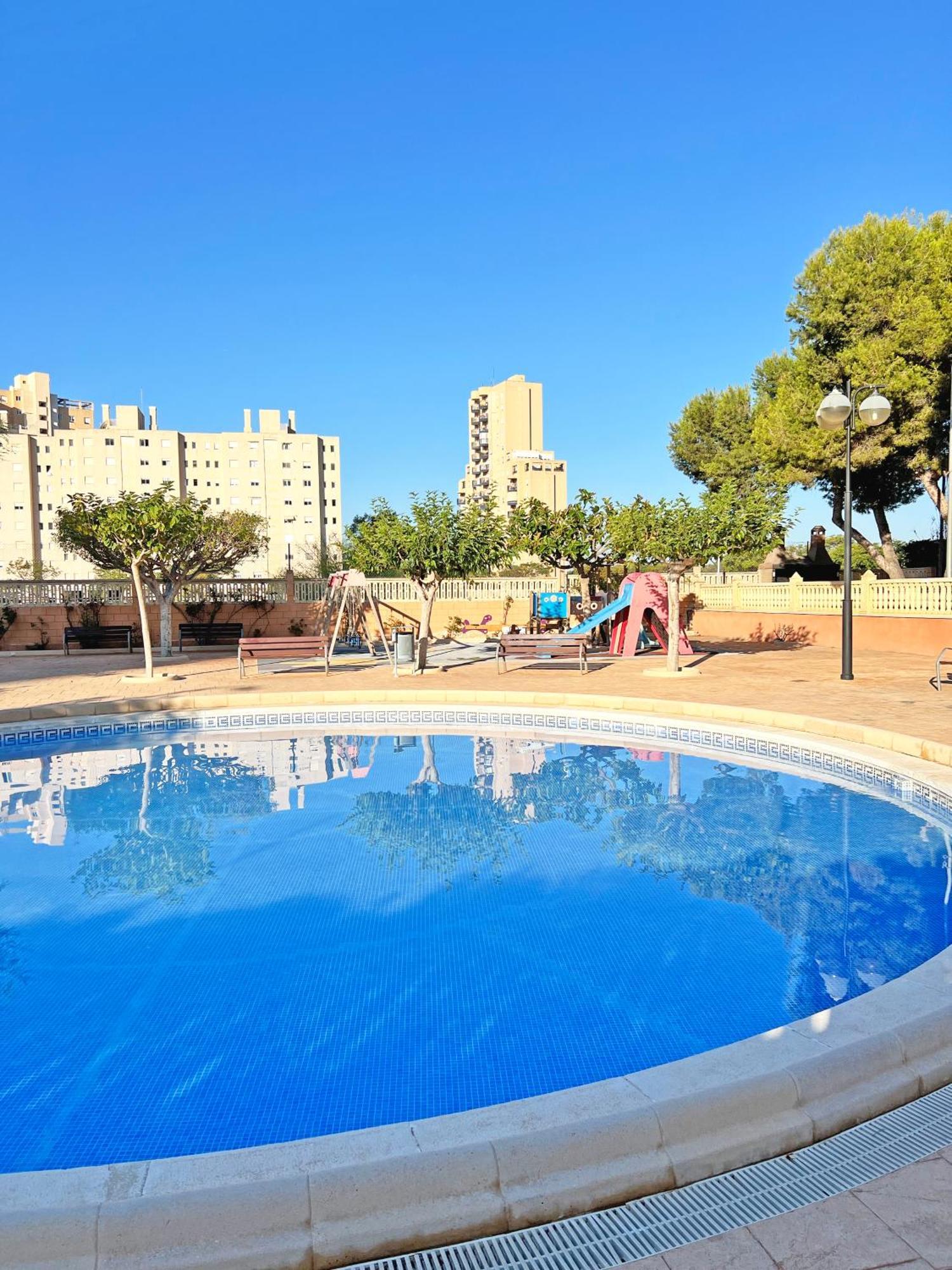 Ferienwohnung Coqueto Con Piscina, Nuevo A 50M Del Mar, Parking Gratis El Campello Exterior foto